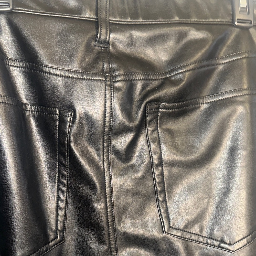 Abercrombie &‎ Fitch Black Straight Leg Pants - Picture 6 of 8